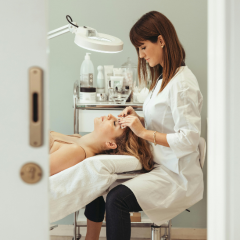 CERTIFICADO EN FISIOTERAPIA DERMATOFUNCIONAL